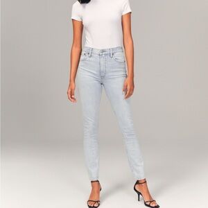 Abercrombie & Fitch Women's Light Blue Skinny Jeans